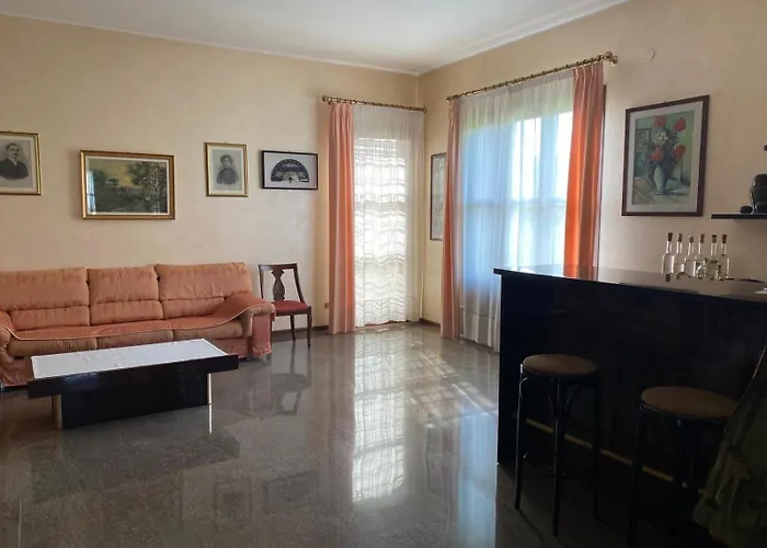 Betty House Δωμάτια σε οικογενειακή κατοικία