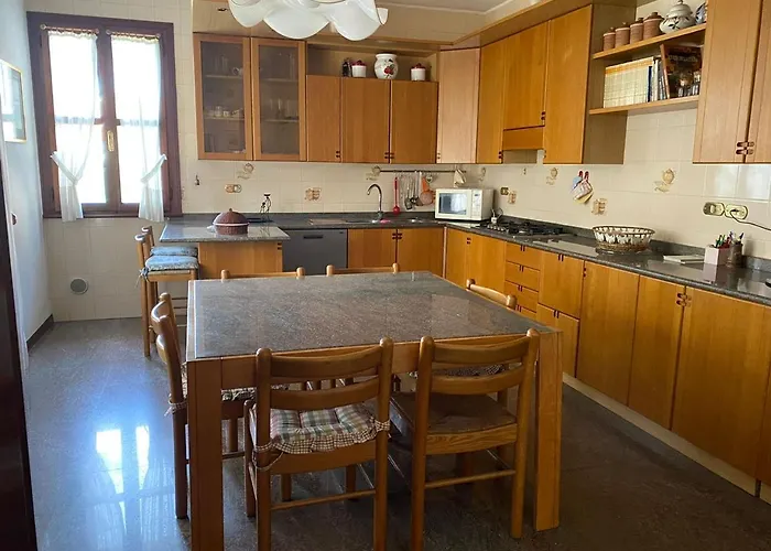 Betty House * Legnaro